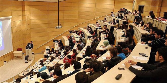 �niversiteler 3 y�la inecek mi? Y�K'ten a��klama geldi