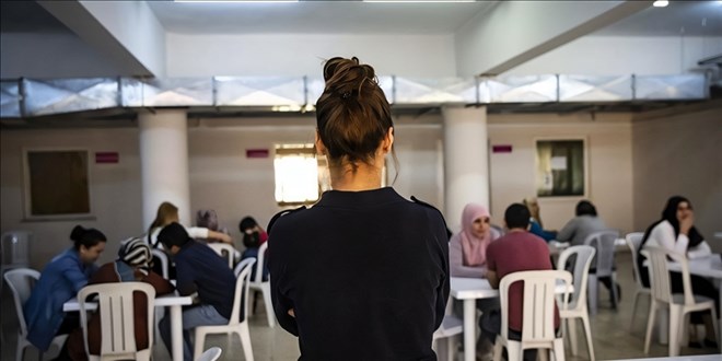 Kad�n h�k�ml� ve tutuklulara 8 Mart'ta a��k g�r�� izni - Son Dakika Haber