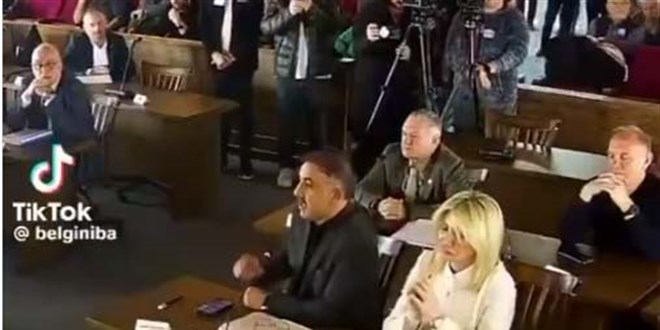 CHP'li Belediye 'KPSS'de ilk be�e girenleri al�yoruz' dedi... AK Partili �yeden imal� yan�t - Son Dakika Haber