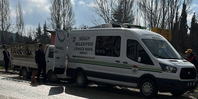Bilecik'te s�n�f ��retmeni arabas�nda �l� bulundu - Son Dakika Haber