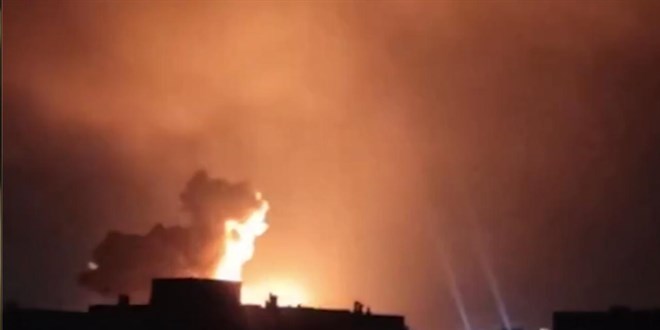 Tahran'da �iddetli patlamalar ya�and�