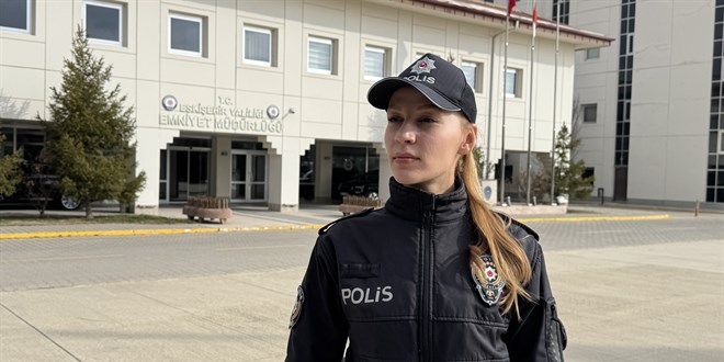 �ehit ve gazi olan babalar�n�n miras�n� ta��d�klar� �niformayla ya�at�yorlar - Son Dakika Haber