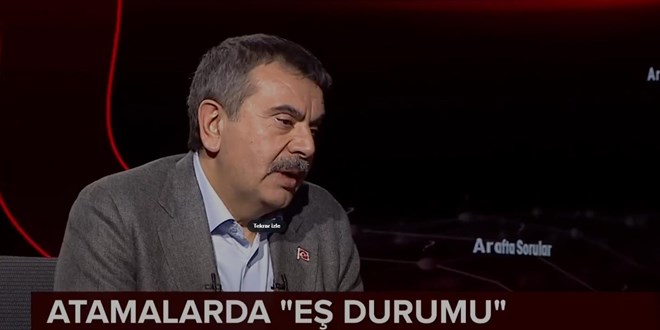 '3 y�ld�r ailenden ayr�s�n' diyen ��retmenlere Bakan Tekin'den yan�t - Son Dakika Haber