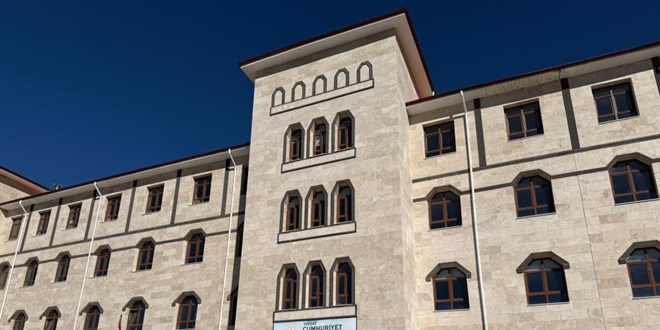 Yozgat'ta okul m�d�r�ne sald�r�: ��pheli g�zalt�na al�nd�