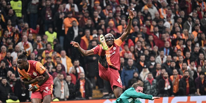 Galatasaray'dan Liverpool'a kar�� �st �ste 3. galibiyet - Son Dakika Haber