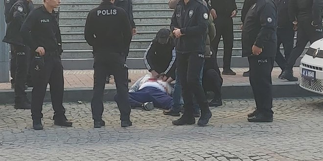 �stismar iddias�yla ba�layan husumet, adliye �n�nde cinayetle bitti - Son Dakika Haber