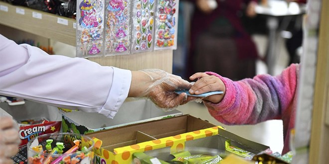 �stanbul'da ihtiya� sahibi ��rencilere ayl�k 2 bin lira kantin deste�i - Son Dakika Haber