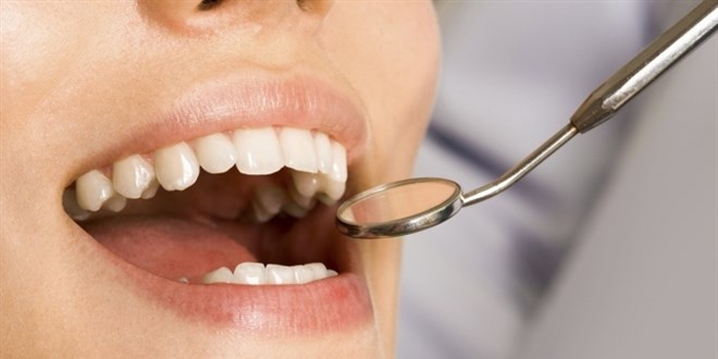 Lamine mi? Zirkonyum mu? Estetik Di� Tedavisinde Hangisi Daha Do�ru Se�im?