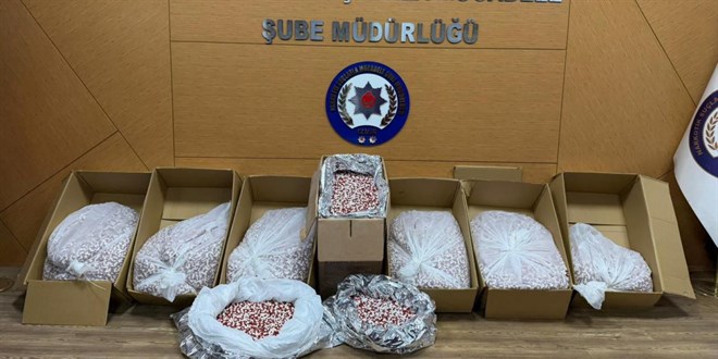 �zmir'de 356 bin uyu�turucu hap ele ge�irildi - Son Dakika Haber