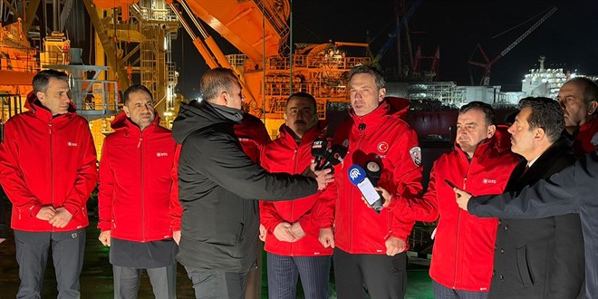 Bakan Bayraktar: Karadeniz'de iki yeni sondaja ba�l�yoruz