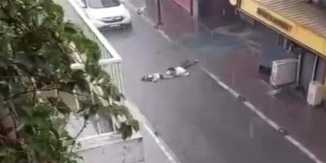 Elektrik ak�m�na kap�lan 2 ki�inin �l�m�ne ili�kin davada 11 san��a tahliye