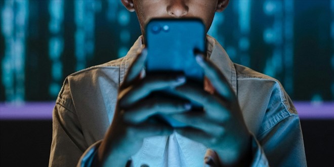 15 ya� alt�na sosyal medya s�n�rlamas� geliyor: �nternet yasa�� de�il - Son Dakika Haber