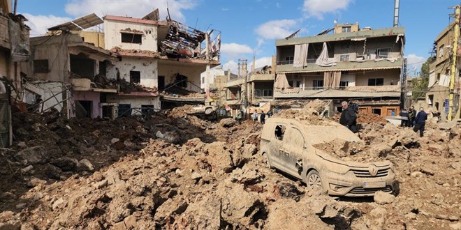 Katil �srail'in L�bnan'a sald�r�lar�nda 14 ki�i hayat�n� kaybetti - Son Dakika Haber