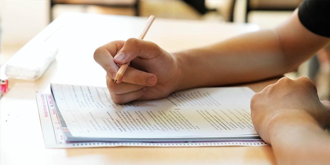 MEB E�itim Kurumlar�na Y�netici Se�me S�nav� yap�ld�