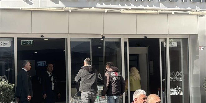 Mersin'deki 'ihaleye fesat kar��t�rma' ve 'r��vet' soru�turmas�nda 26 zanl� adliyede - Son Dakika Haber