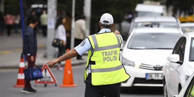 Bayram trafi�inde s�r�c�ler dikkat: Yeni cezalar y�r�rl�kte - Son Dakika Haber