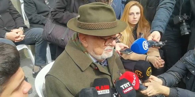 Celal �eng�r �lber Ortayl�'y� anlat�rken g�zya�lar�na bo�uldu - Son Dakika Haber