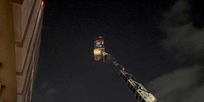 Okmeydan� A��z ve Di� Sa�l��� Hastanesi'nde yang�n pani�i