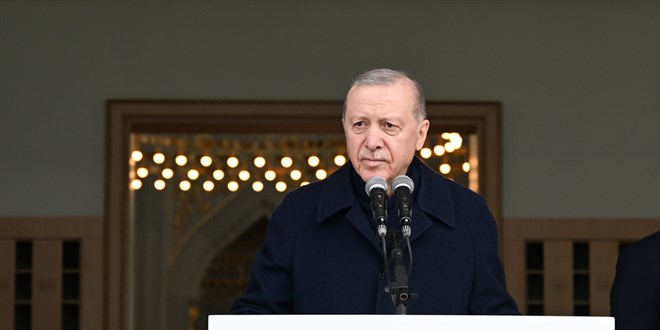 Erdo�an'dan 'mabetsiz �ehir' g�ndermesi: Ankara'y� yeni camilerle s�slemek k�ymetli!
