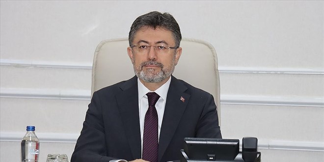 Bakan Yumakl�: T�rkiye bir bar�� adas� konumunda