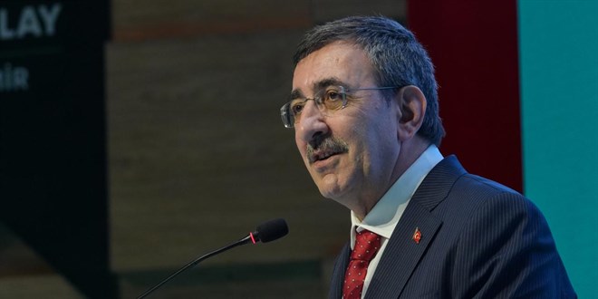 Y�lmaz: Azimle in�a etti�imiz T�rkiye Y�zy�l�'n�n en sa�lam dayana�� �anakkale ruhudur