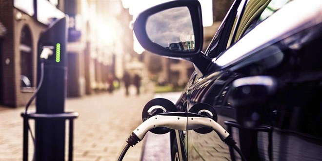 Elektrikli ara� �arj soket say�s� �ubatta 40 bini a�t� - Son Dakika Haber