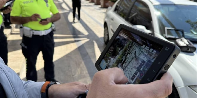 Bayram trafi�ine s�k� denetim: 313 bin personel g�revde