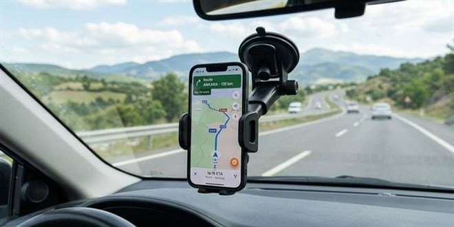 'Telefon tutuculara ceza' iddias�na Bakanl�ktan yalanlama