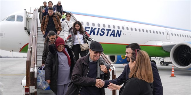 Hatayl� depremzedeler Mirziyoyev'in davetiyle �zbekistan'a gitti - Son Dakika Haber