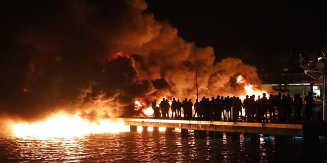 Bodrum marinada yang�n: 8 motoryat etkilendi - Son Dakika Haber