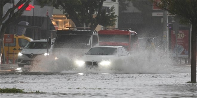 Meteoroloji'den 'turuncu' alarm: 5 ilde �iddetli ya��� ve sel riski