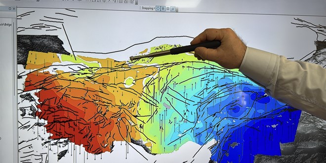 �� �niversite ara�t�rd�: T�rkiye ortadan ikiye mi ayr�l�yor? - Son Dakika Haber