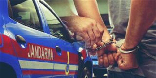 �stanbul'da su� �rg�t� ��kertildi: 5 tutuklama