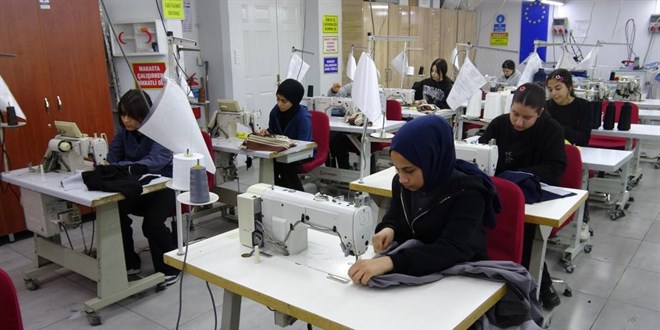 Gelece�in modac�lar� bu okulda yeti�iyor