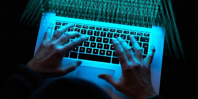 �stanbul'da 'siyah �apkal� hacker' �etesi ��kertildi