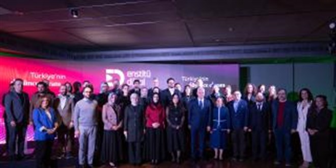 Sosyal bilimler alan�nda i�eriklerin yer ald��� 'Enstit� Dijital' tan�t�ld�