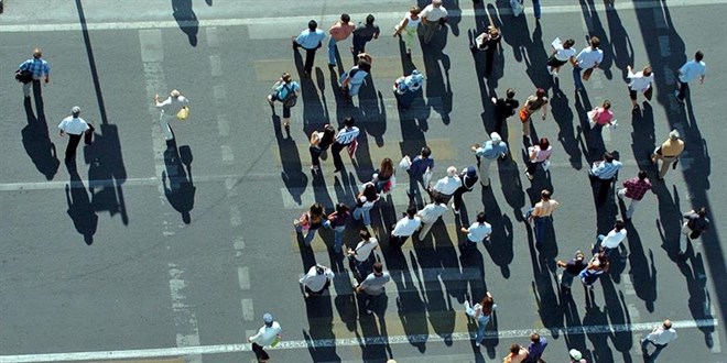 Ak Parti'den yeni kanun teklifi: Gen� i�sizlere istihdam kap�s� aralan�yor!