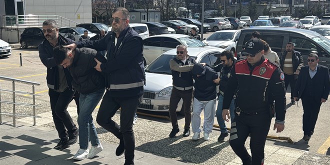 Bolu'da kur�unlad�lar, Bursa'da yakaland�lar: 2 tutuklama