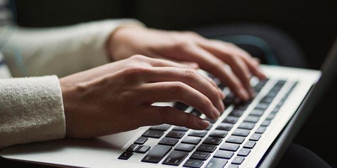 Yeterlilik belgesi zorunlulu�u getirilen 40 meslek aras�nda dijital alanlar �ne ��k�yor