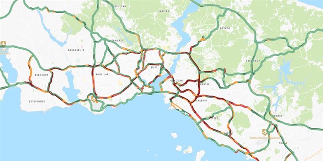�stanbul'da sabah trafi�i y�zde 74'e ula�t�