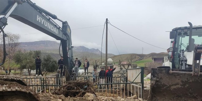 ��rnak'ta dereler ta�t�: �ok say�da konut ve ah�r zarar g�rd� - Son Dakika Haber