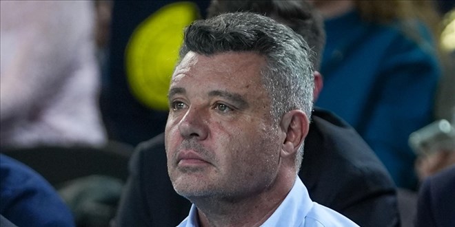 Fenerbah�e Ba�kan� Sadettin Saran, trafik kazas� ge�irdi - Son Dakika Haber