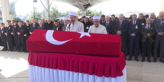 Trafik kazas�nda �ehit olan polis son yolculu�una u�urland� - Son Dakika Haber