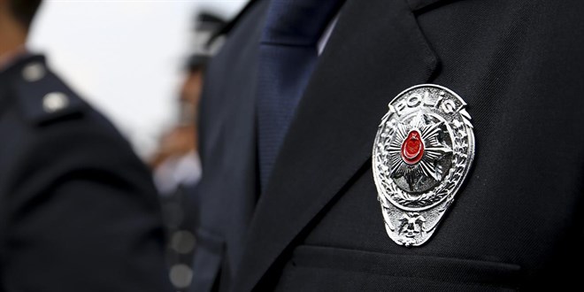 Sa�l�k gerek�esiyle meslekten ��kar�lan polisler genel idare hizmetleri s�n�f�na atanacak