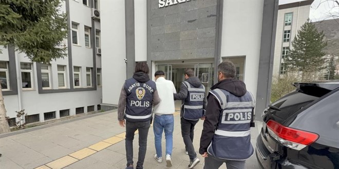 Milyonluk vurgun yapt�, �ehir �ehir ka�arken yakay� Ankara'da ele verdi