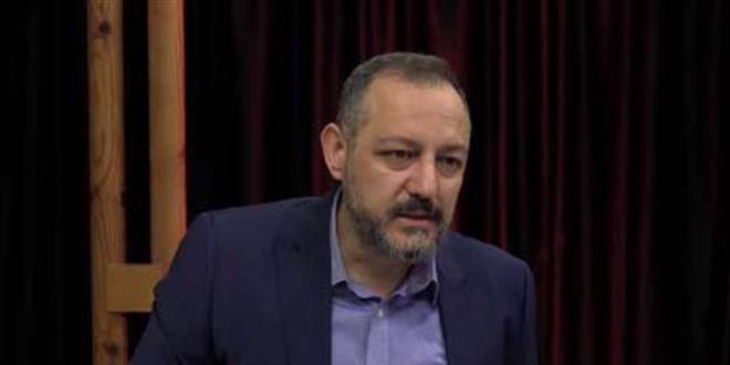 CHP'de �zkan Yal�m krizi: '�hra� edilirsem her �eyi anlat�r�m' iddias�