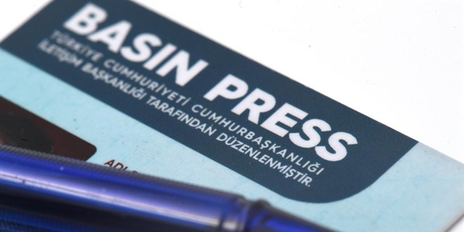 Bas�n kart�n� ibraz eden gazetecilerden ayr�ca kimlik istenmeyecek - Son Dakika Haber