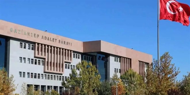 Gaziantep Adliyesi'nde operasyon: 2 zab�t katibi tutukland�, 1 savc� a���a al�nd�
