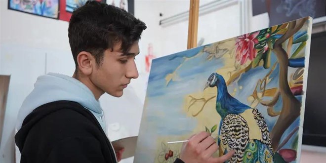 ��rnakl� ressama ABD'den tam burs: Sanat�n Aziz Sancar'� olmak istiyorum - Son Dakika Haber