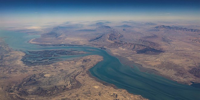 Bakan Uralo�lu: T�rk sahipli 3 gemi H�rm�z Bo�az�'ndan ge�ti